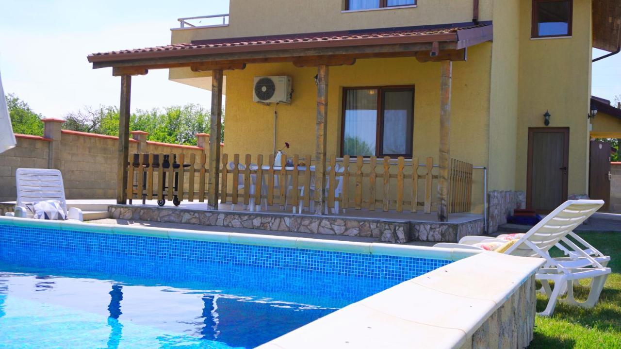 Вила Делфин - Villa Delfin Bŭlgarevo Esterno foto